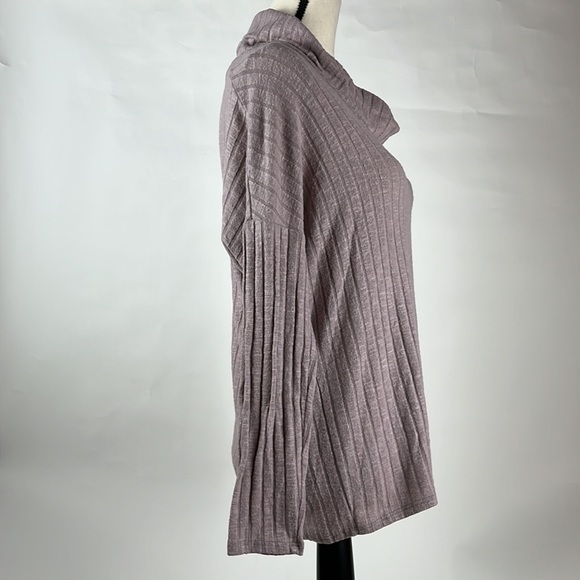 Green Envelope mauve cowl neck pull over long sleeve top - size small - Picture 3 of 8